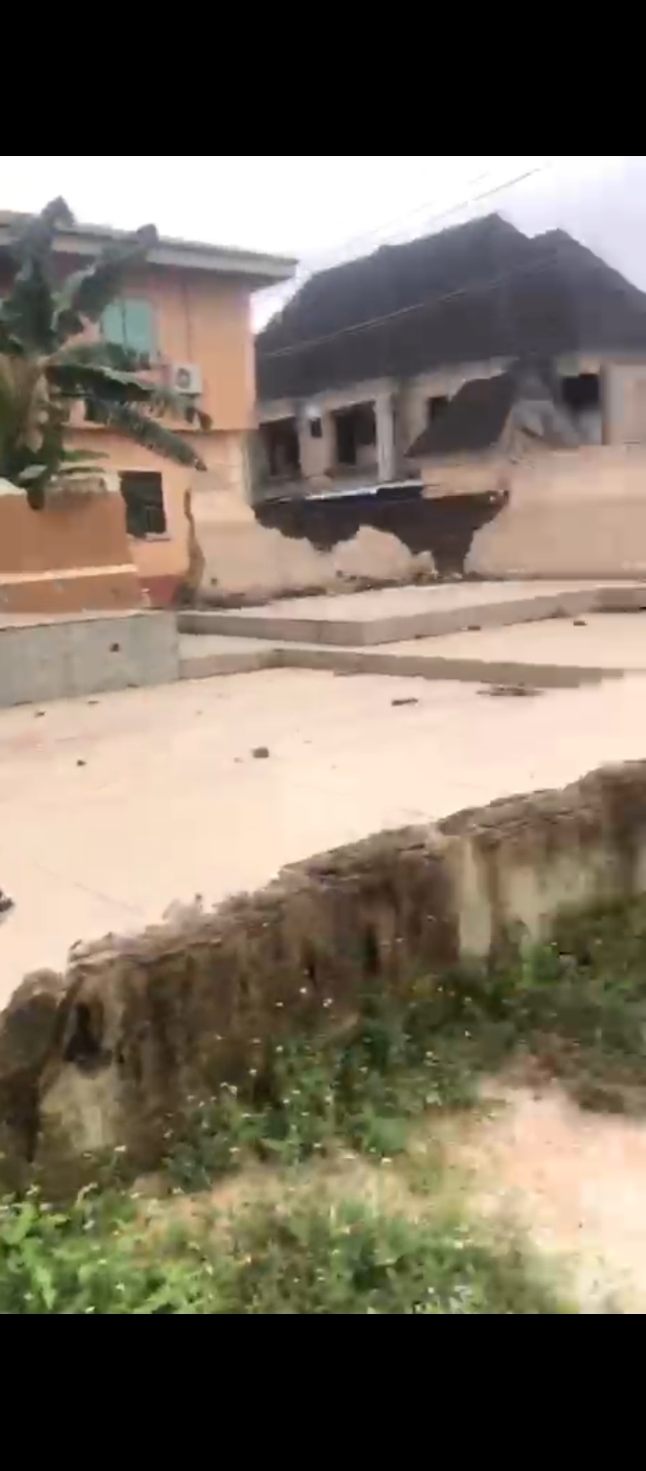 Land for Sale in Along country home road, Edo cover picture