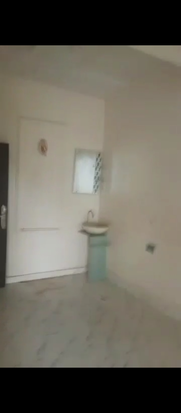 3 Bedroom Flat for Sale in Okabere off sapele road, Edo cover picture