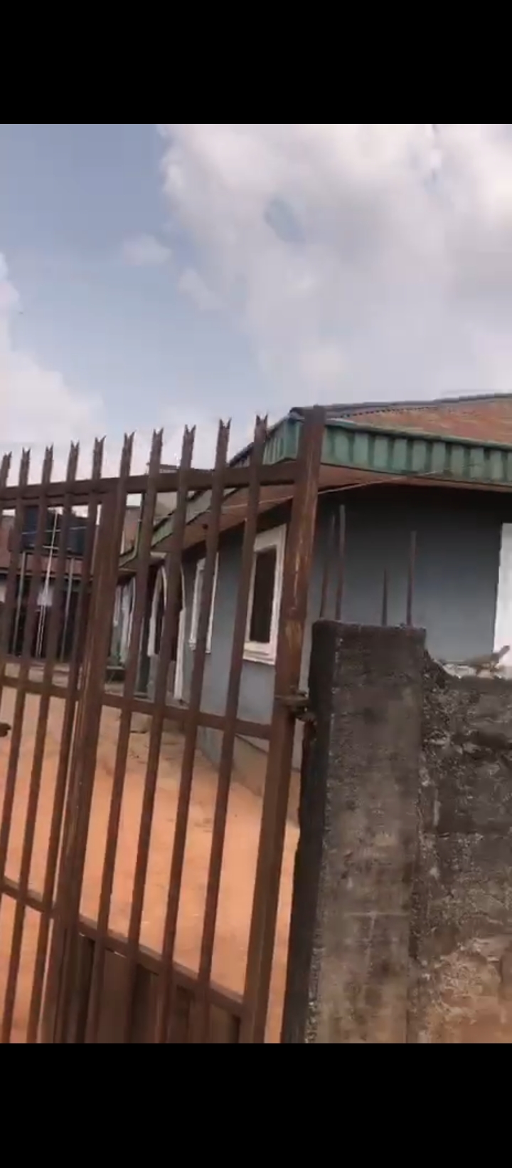 3 Bedroom Flat for Sale in Off SAPELE road, Edo cover picture