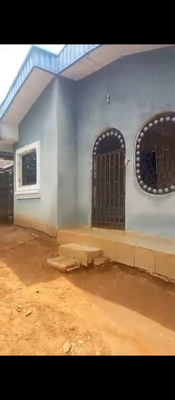 Bungalow for Sale in Off lucky way, Edo cover picture