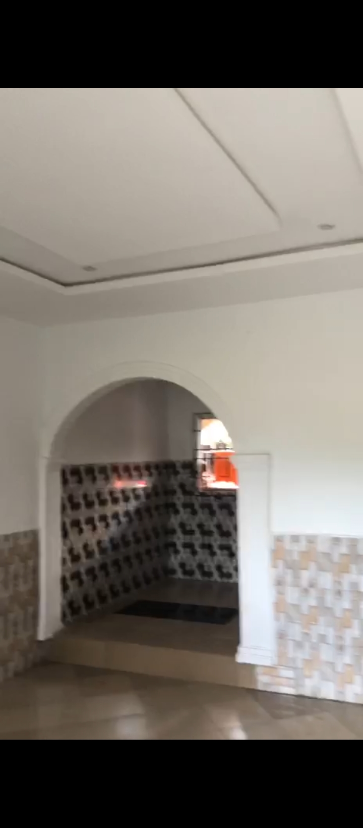 2 Bedroom Flat for Rent in Usiefrun Road, Delta cover picture