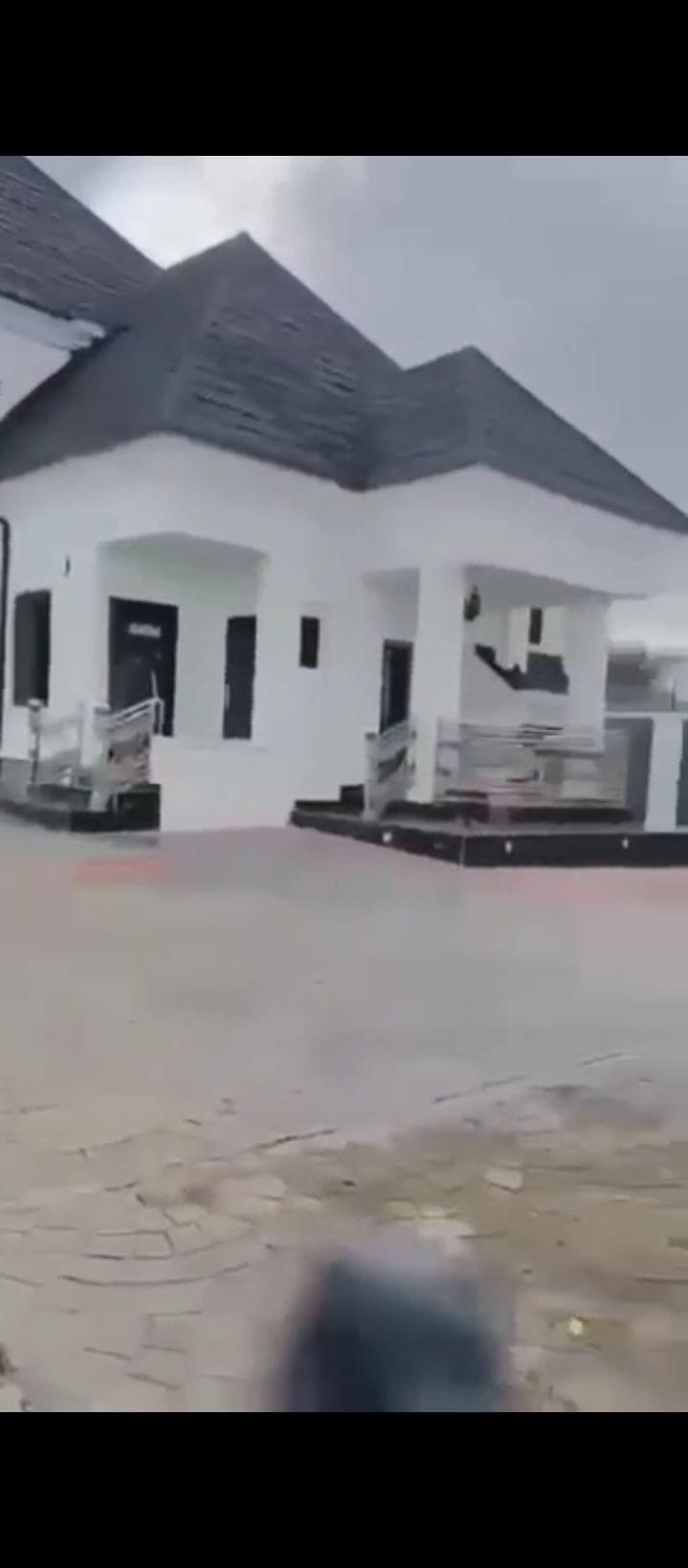 Duplex for Sale in Ugbor Central GRA, Edo cover picture