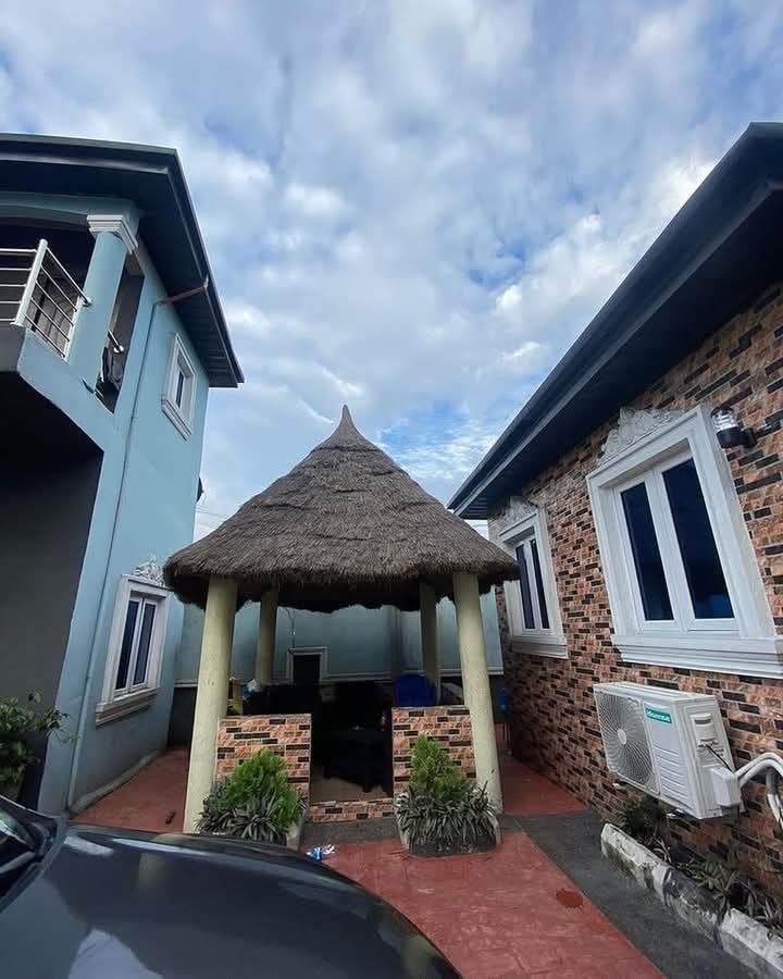 poperty cover photo