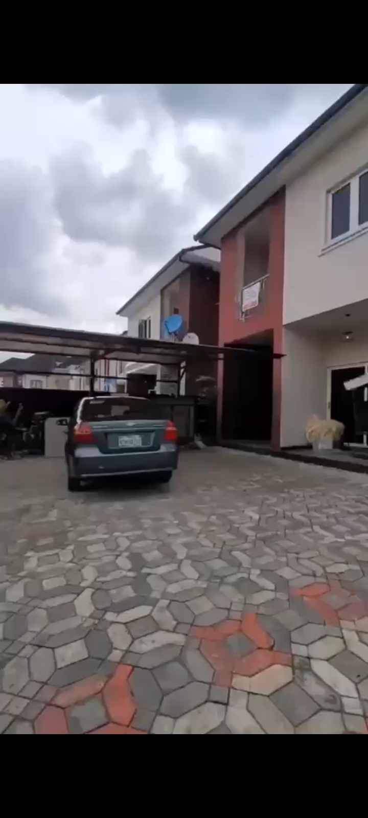 Duplex for Sale in GOLF ESTATE, Rivers cover picture