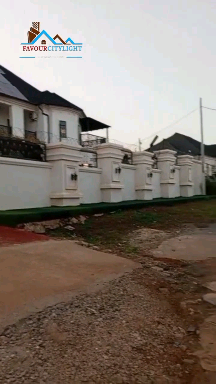 Duplex in Independent layout Enugu cover picture