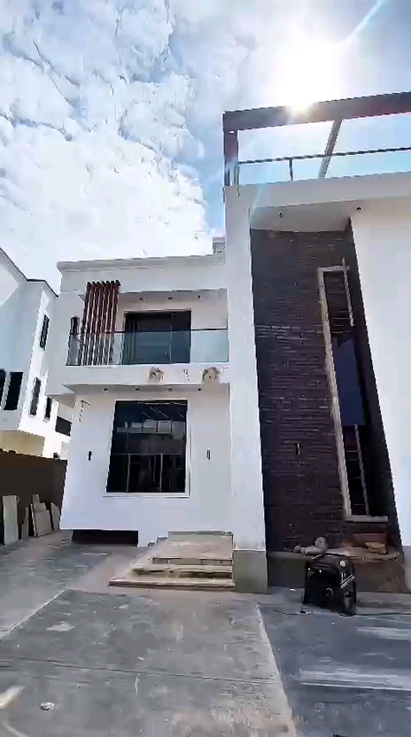 Duplex for Sale in Independent layout, Enugu cover picture