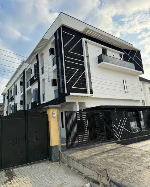 Duplex in Orchid Lekki Lagos cover picture