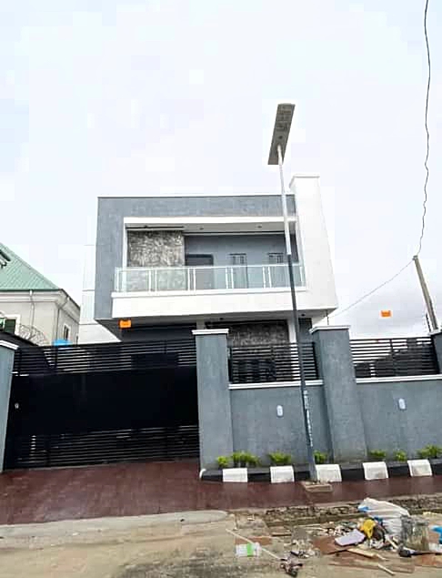 Duplex for Sale in Favoured Estate Rumuodomaya, Rivers cover picture