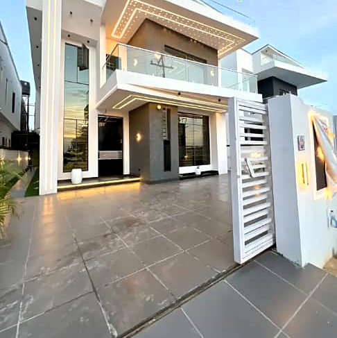 Duplex for Sale in Ajah, Lekki, Lagos cover picture