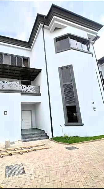 Duplex for Sale in Guzape, FCT cover picture