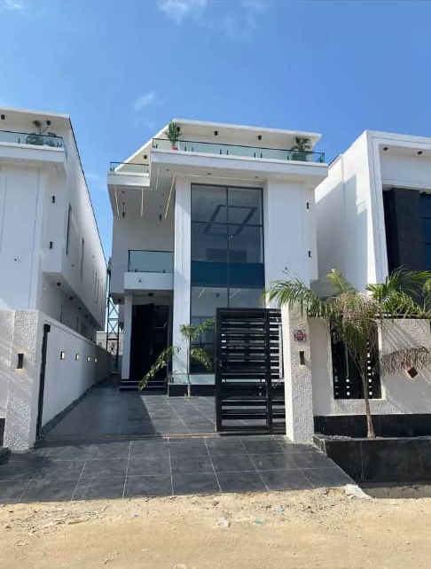 Duplex for Sale in Ajah, Lekki, Lagos cover picture