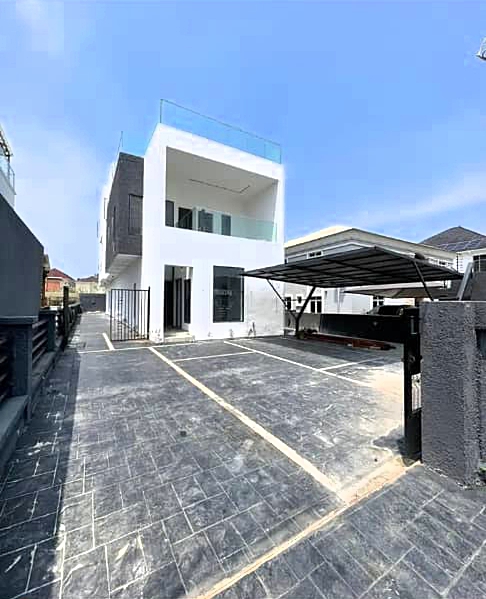 Duplex for Sale in Osapa London, Lekki, Lagos cover picture