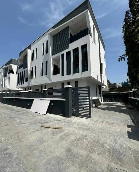 Duplex in Osapa London, Lekki Lagos cover picture