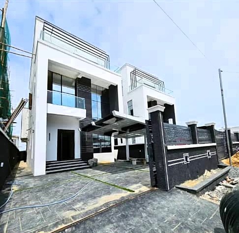 Duplex for Sale in Ikota, Lekki, Lagos cover picture