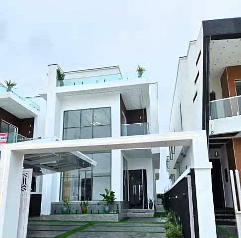 Duplex for Sale in Ajah, Lekki, Lagos cover picture