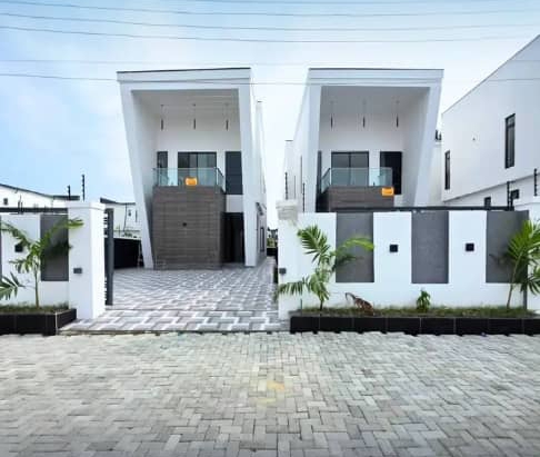 Duplex for Sale in Chevron, Lekki, Lagos cover picture