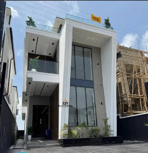 Duplex in Ajah, Lekki Lagos cover picture