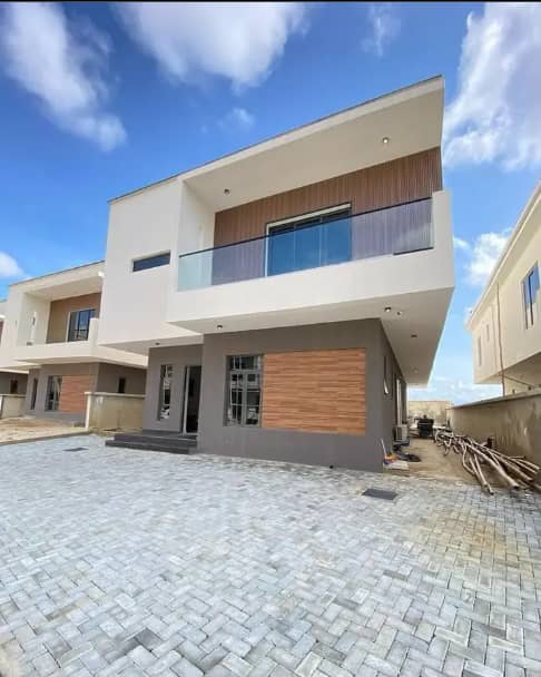 Duplex for Sale in Lekki phase 1, Lagos cover picture