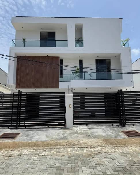 Duplex in Ikate Lekki Lagos cover picture