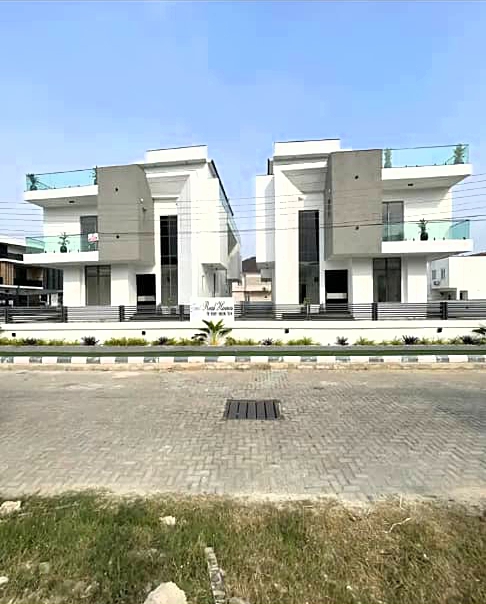 Duplex in Orchid Lekki Lagos cover picture
