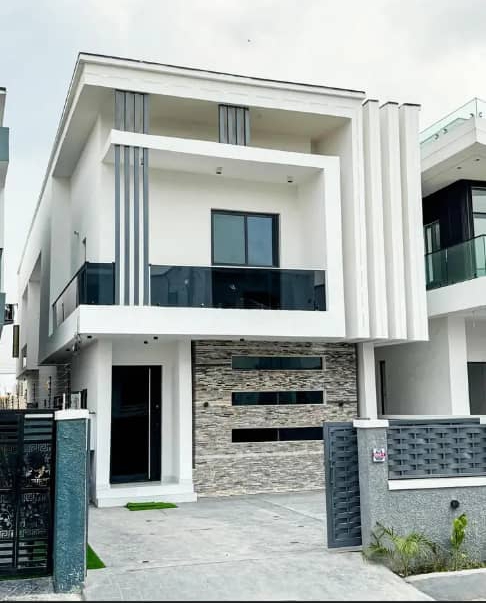 Duplex in Ajah, Lekki Lagos cover picture