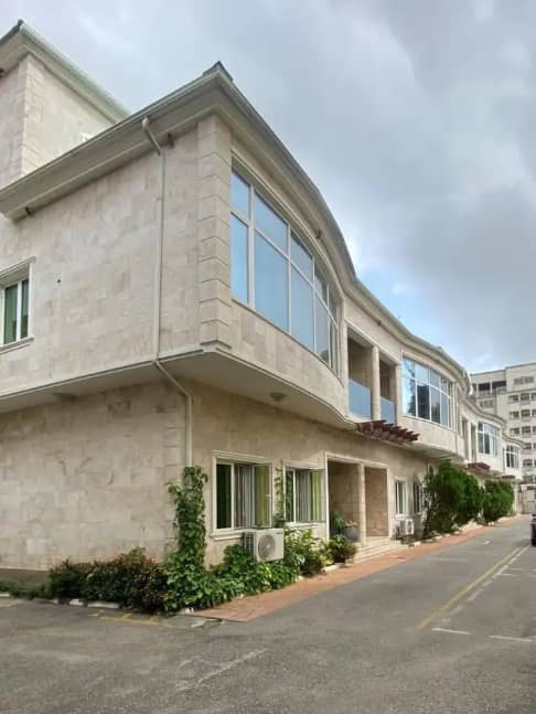 Duplex in Ikoyi Lagos cover picture