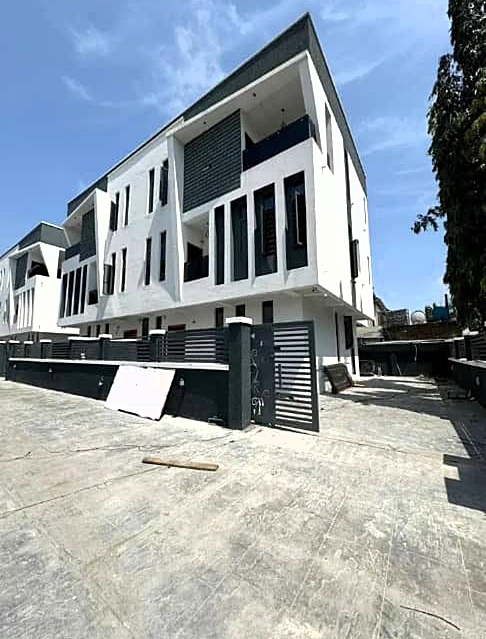 Duplex for Sale in Osapa London, Lekki, Lagos cover picture