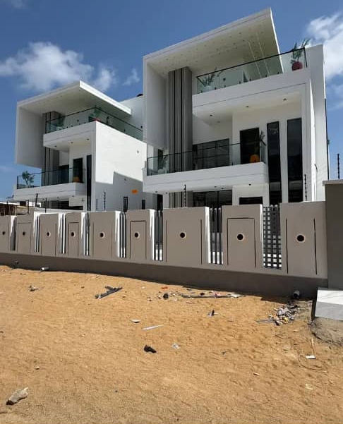 Duplex in Ajah, Lekki Lagos cover picture