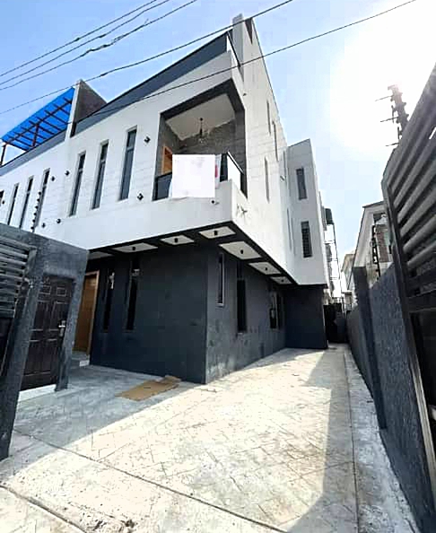 Duplex for Sale in Osapa London, Lekki, Lagos cover picture