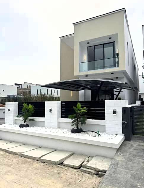 Duplex for Sale in Ikota, Lekki, Lagos cover picture
