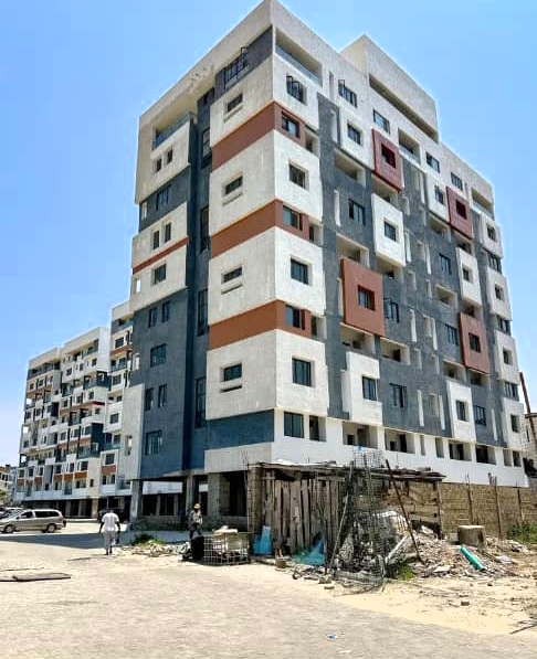 Hostel for Sale in Lekki phase 1, Lagos cover picture