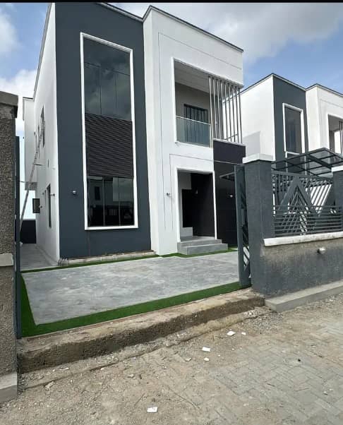 Duplex in Ajah, Lekki Lagos cover picture