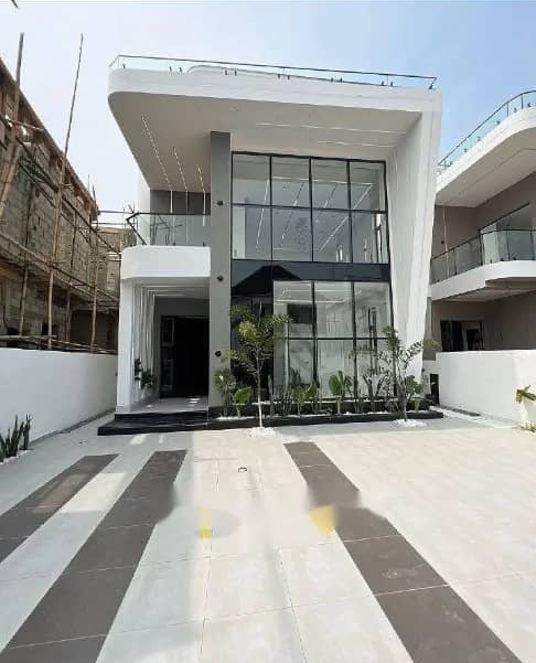 Duplex in Ajah, Lekki Lagos cover picture