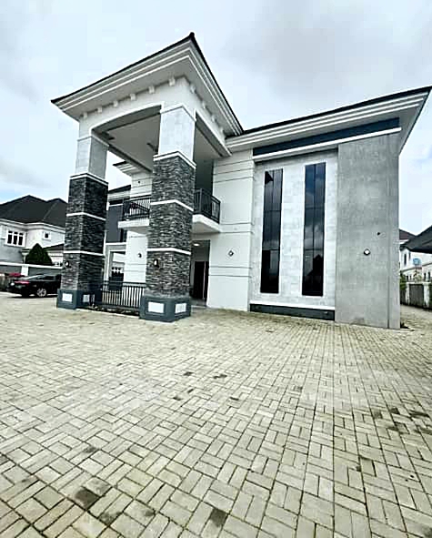 Duplex for Sale in Guzape, FCT cover picture
