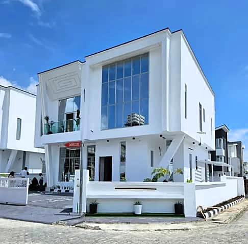 Duplex for Sale in Chevron, Lekki, Lagos cover picture