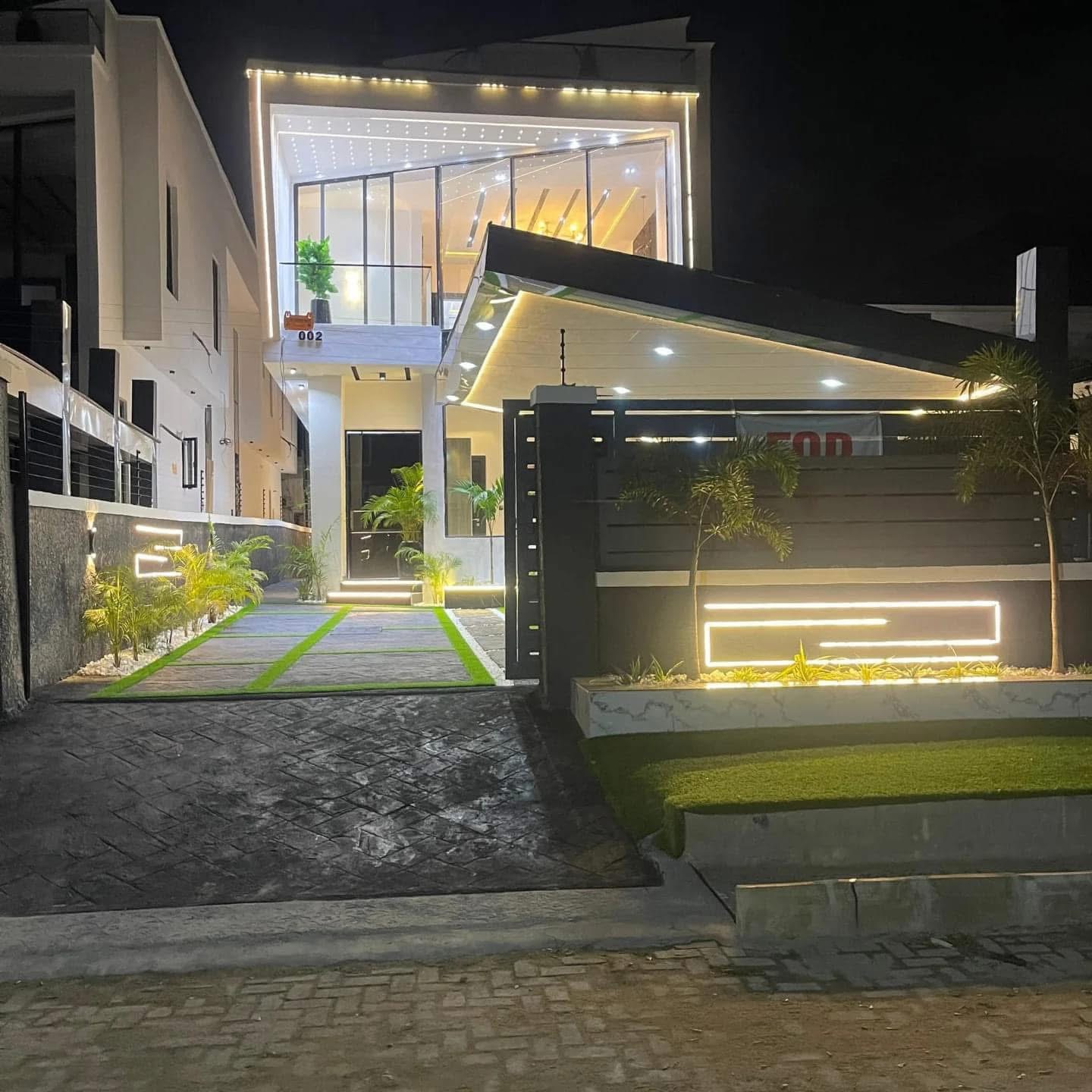 Duplex for Sale in Gwarinpa Estate, FCT cover picture