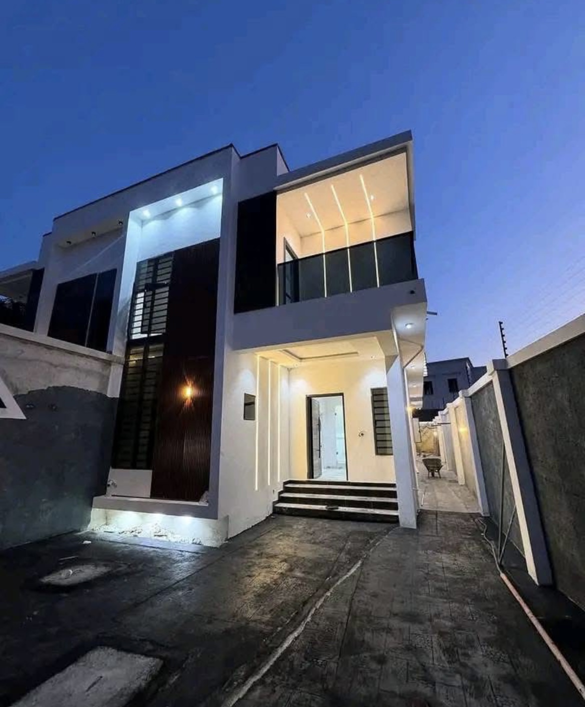 Duplex for Sale in Woji Estate, Rivers cover picture