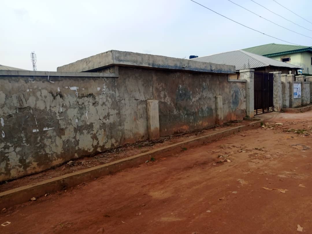 Bungalow for Sale in Etete GRA, Edo cover picture