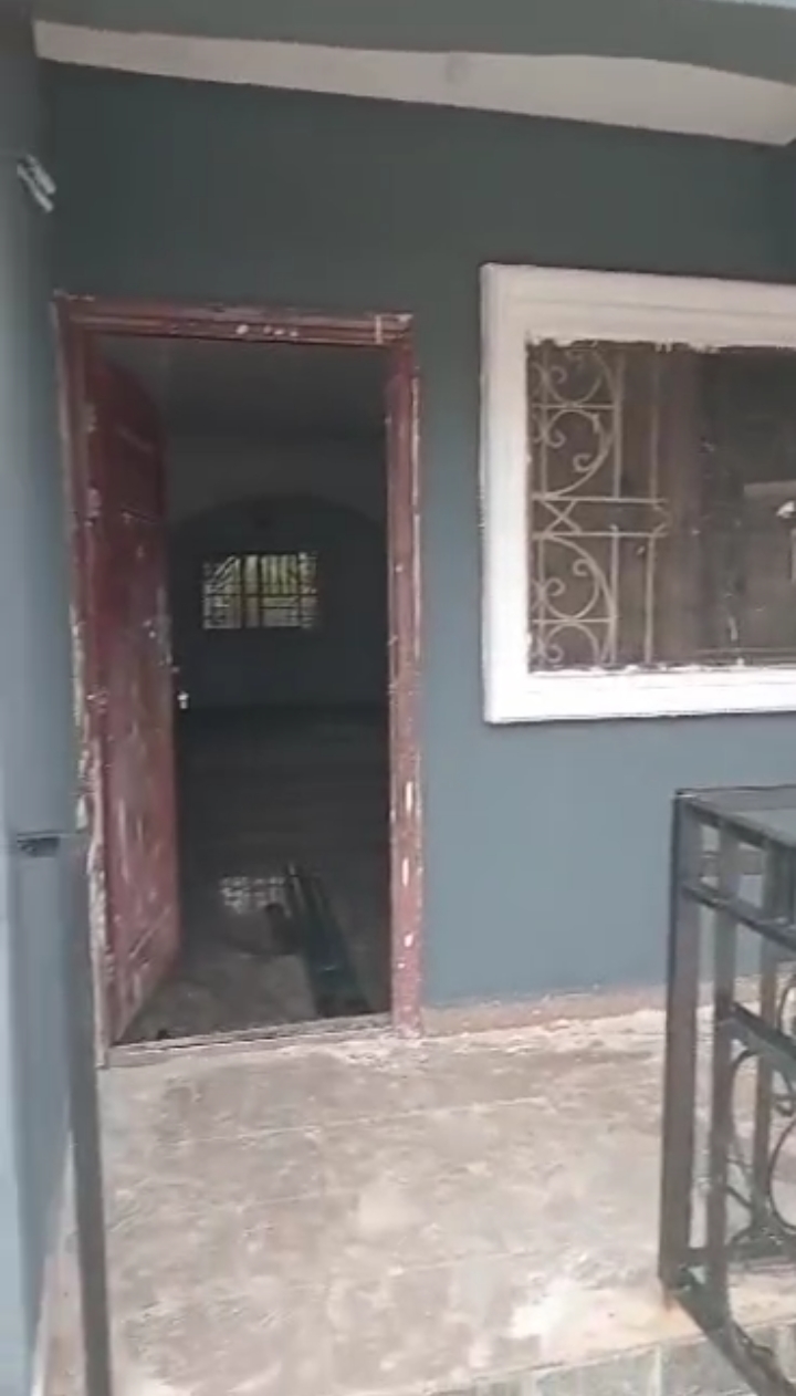 2 Bedroom Flat for Rent in Falaunu by country home, Edo cover picture