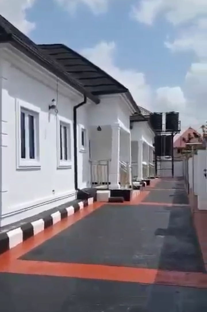 Bungalow for Sale in Behind Liberty hotel, off Sapele road Benin city, Edo cover picture