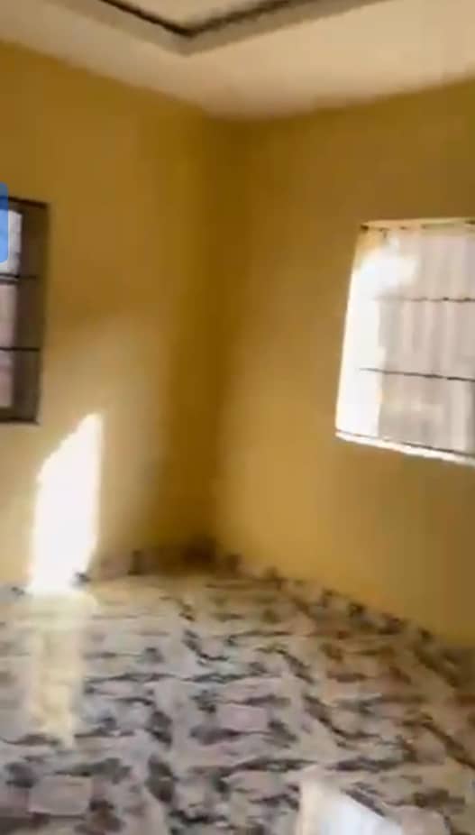 2 Bedroom Flat for Rent in Old road, Delta cover picture