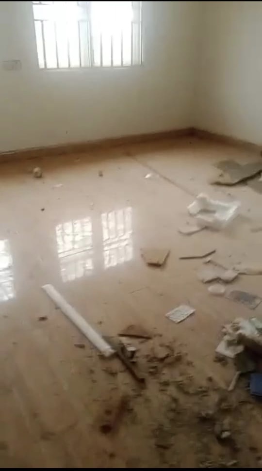 Duplex for Rent in Back of Hampton hotel, Delta cover picture