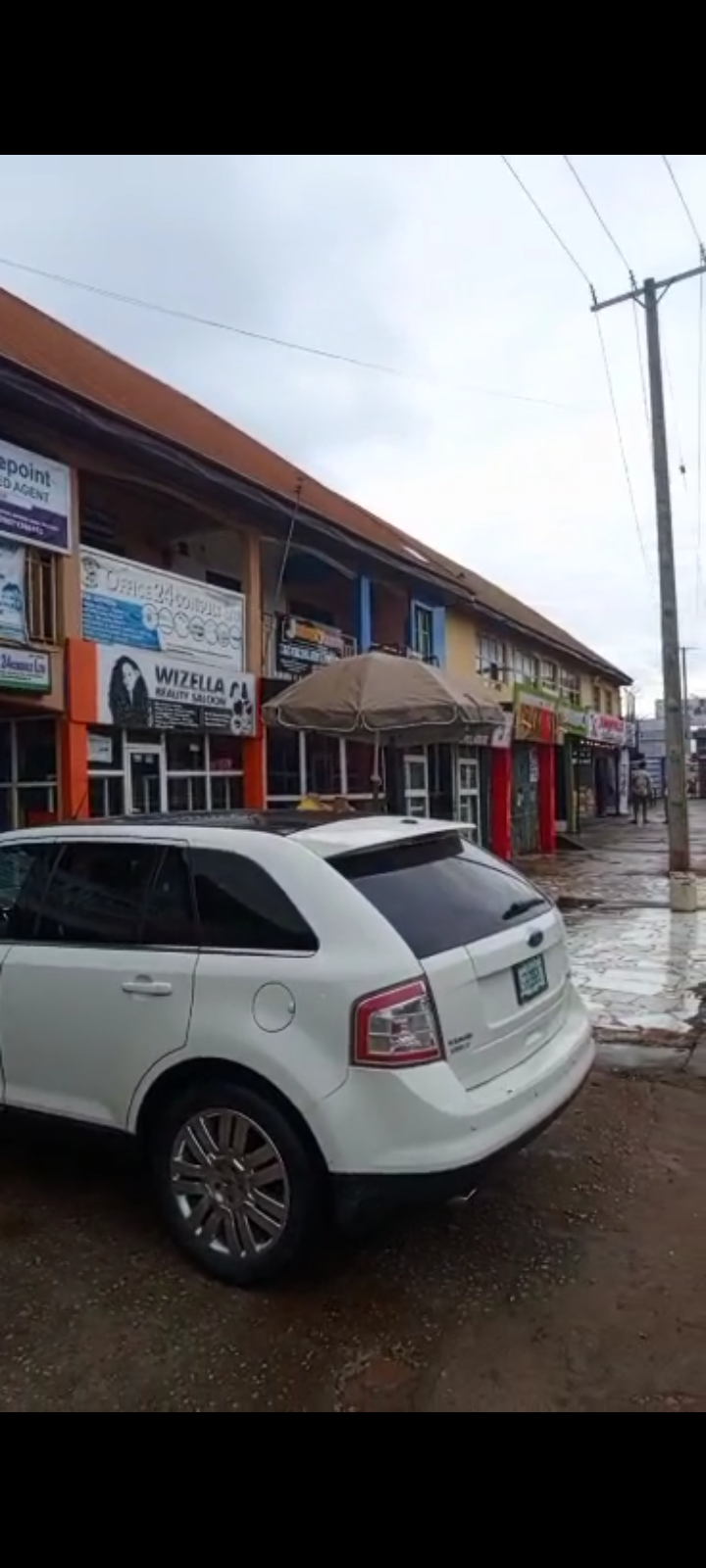 Plaza for Sale in Okpanam road, Delta cover picture