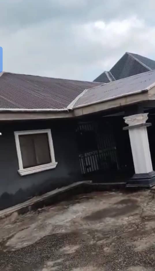 1 Bedroom Flat for Sale in Redeem road, Delta cover picture