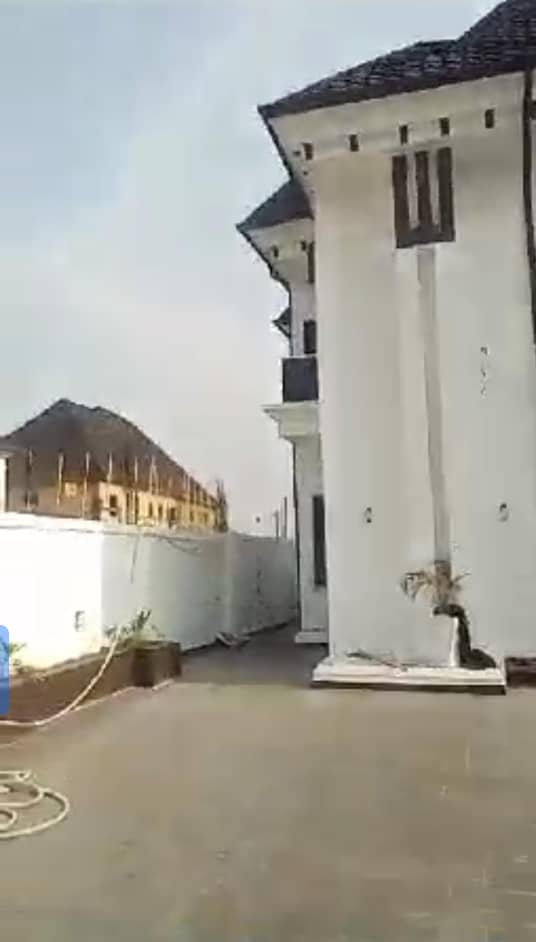 Duplex for Sale in Commissioner axis, Delta cover picture