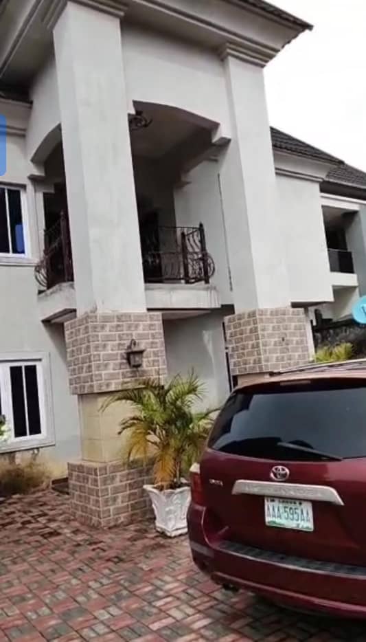 Duplex for Sale in G.R.A, Delta cover picture