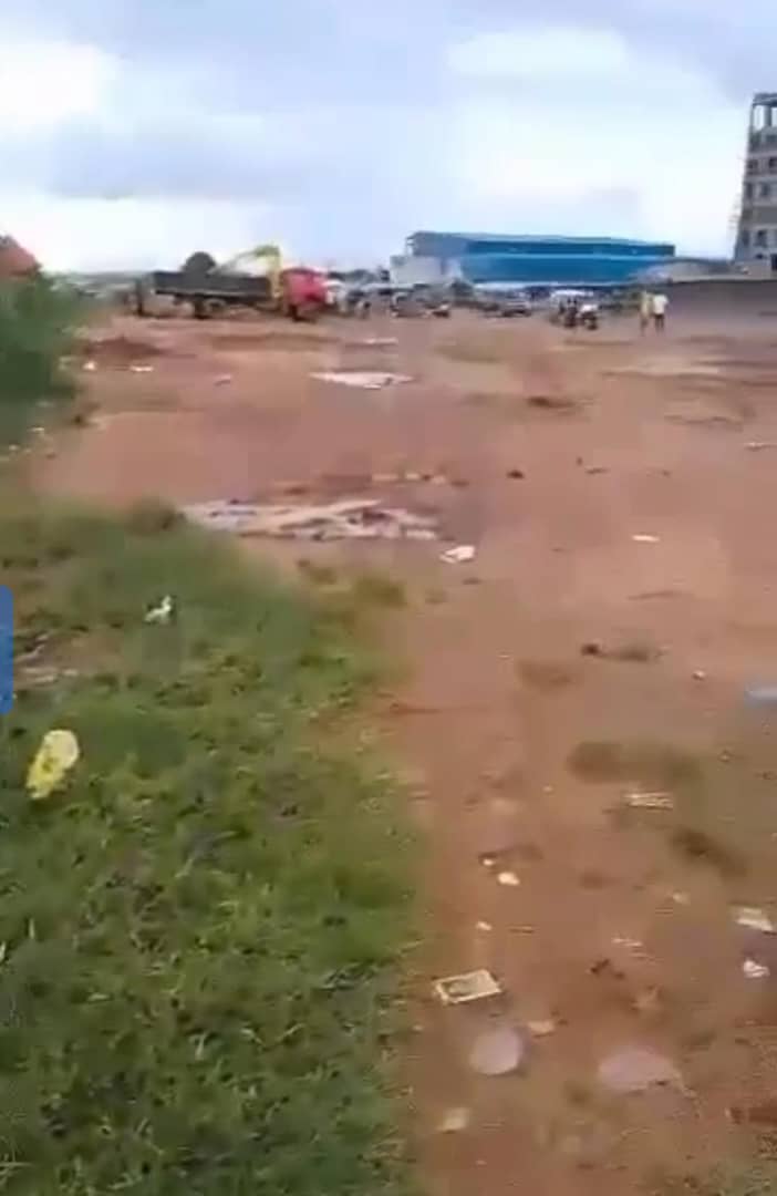 Land for Sale in Opposite Northwest filling station, Delta cover picture