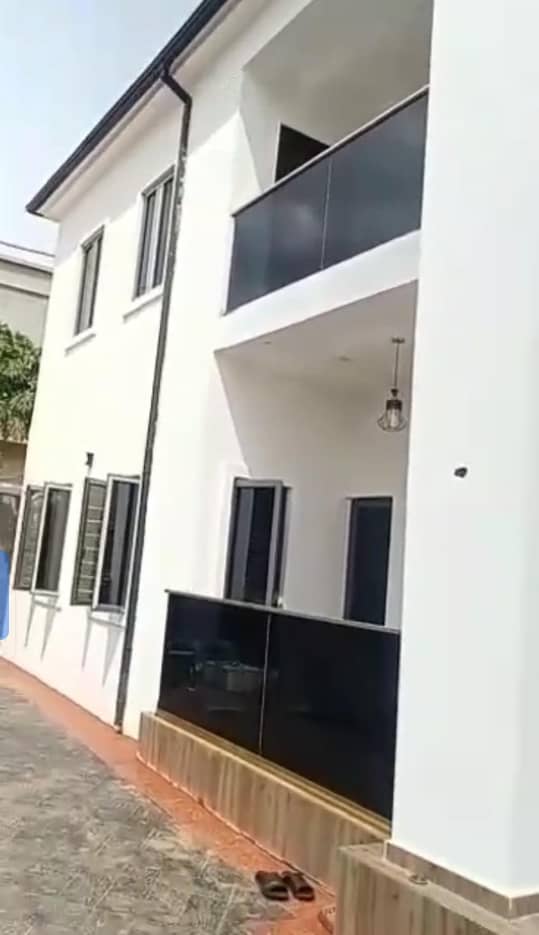 Duplex for Rent in Cornerstone, Delta cover picture