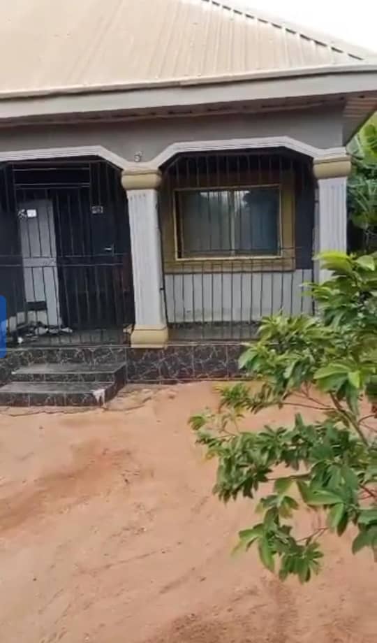 3 Bedroom Flat for Sale in Redeem road, Delta cover picture