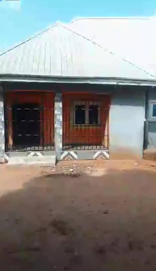3 Bedroom Flat for Rent in General hospital road, Delta cover picture